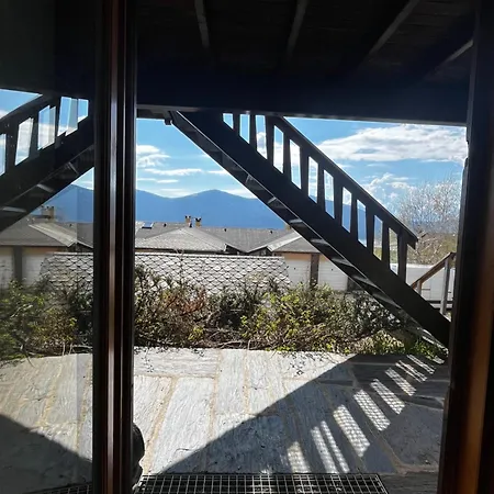 Refuge Des Deux Cerfs - T2 Renove Vue Et Montagnes Avec Jardin Et Place De Parking Appartement
